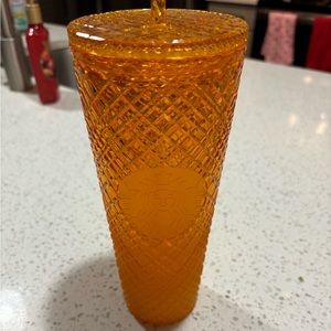 VENTI MANGO 2022 VENTI STARBUCKS CUP like new